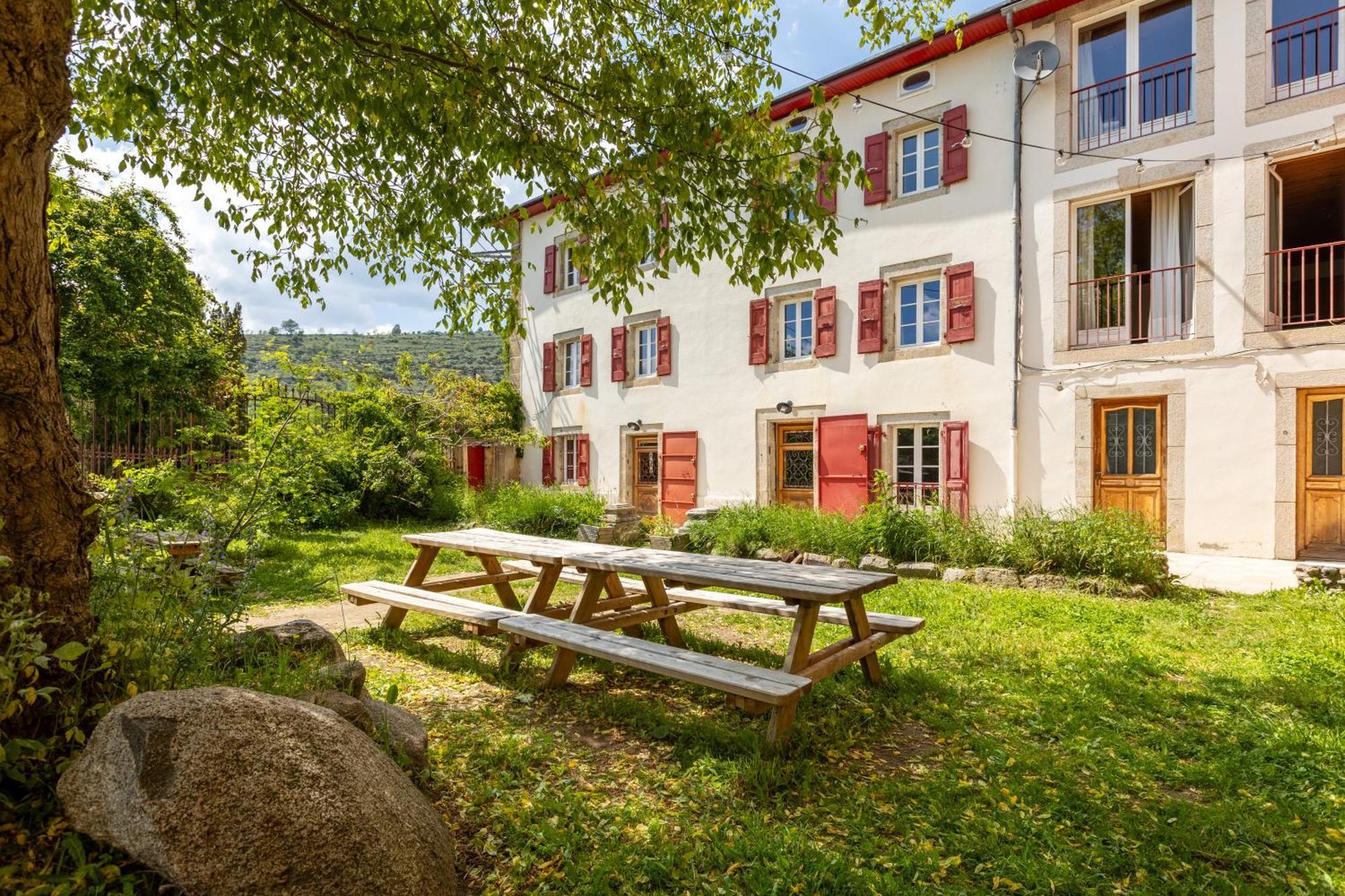 La Grande Maison Rouge Angoustrine Exteriér fotografie