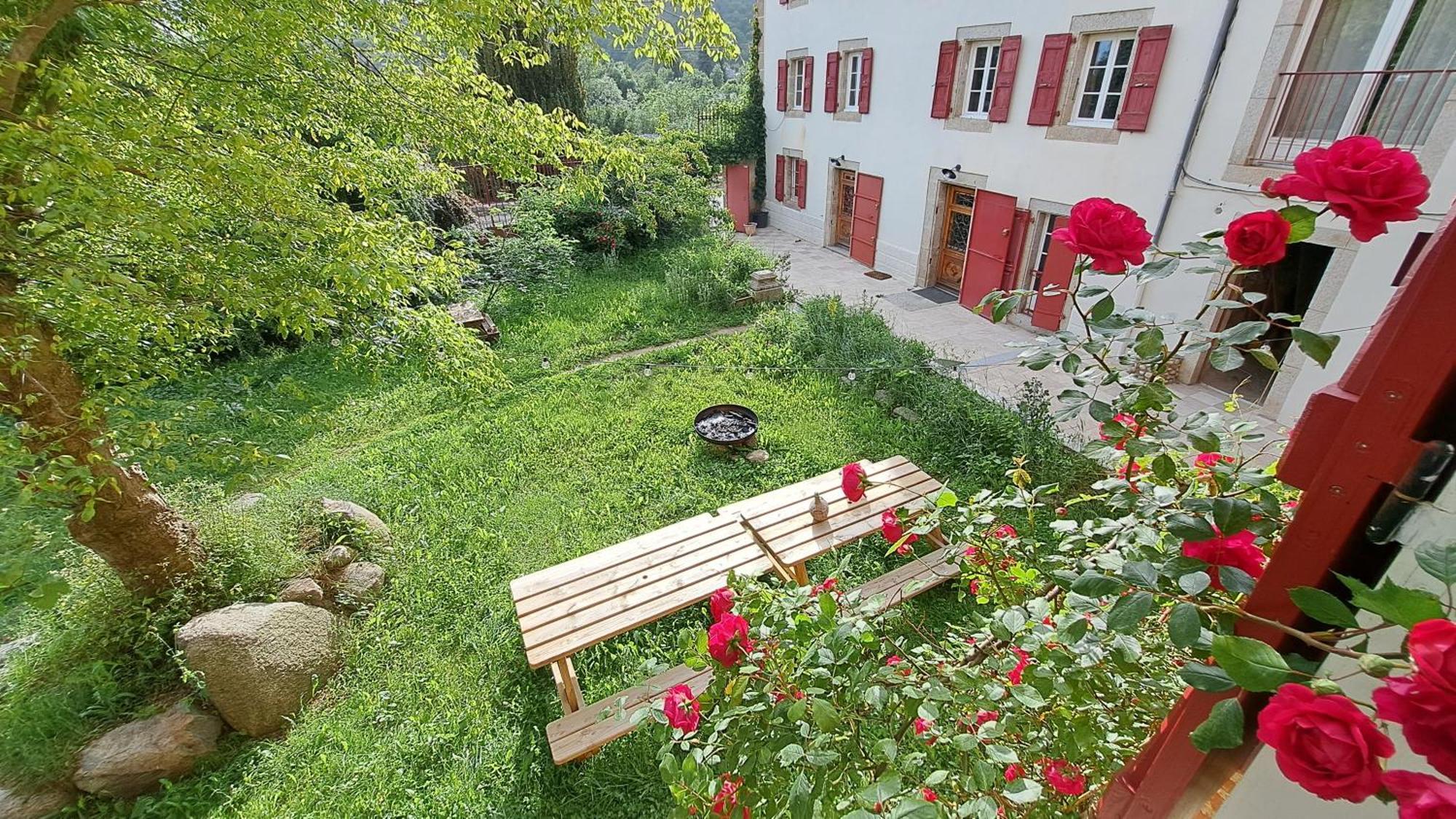 La Grande Maison Rouge Angoustrine Exteriér fotografie